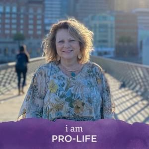 Meet your Posher, Gloria